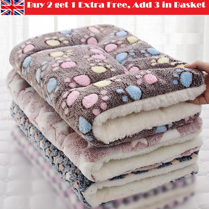 Premium Thermal Fleece Pet Blanket for Cats and Dogs - Soft and Cozy Bed Mat
